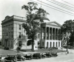 Old Mississippi State Capitol, Jackson, 1930s operating as a state office building (courtesy MDAH)