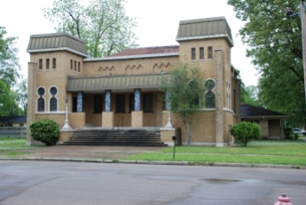 Beth Israel Synagogue, Clarksdale, Coahoma County. Photo by J Baughn, MDAH, 04-30-2009. Retrieved 11/30/12 from Mississippi Historic Resources Inventory (HRI) Database.