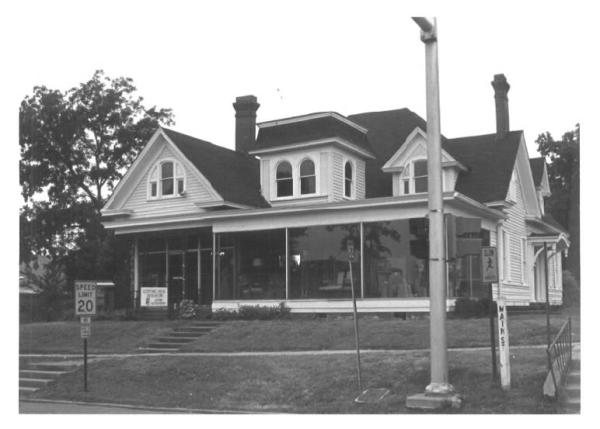 625 Main Street, Columbus Central Commercial Historic District, Columbus, MS - Kenneth P'Pool, MDAH, June 1979