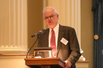 Elbert Hilliard, speaking at the Mississippi Historical Society in 2009.